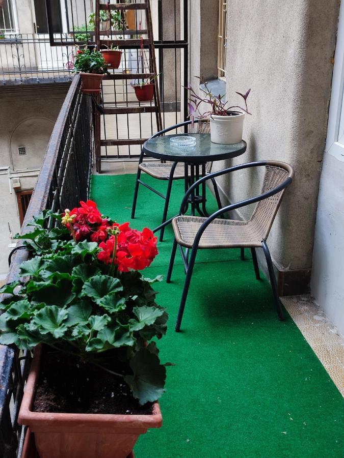 A Quiet Studio In The Heart Of The City Budapešť Exteriér fotografie