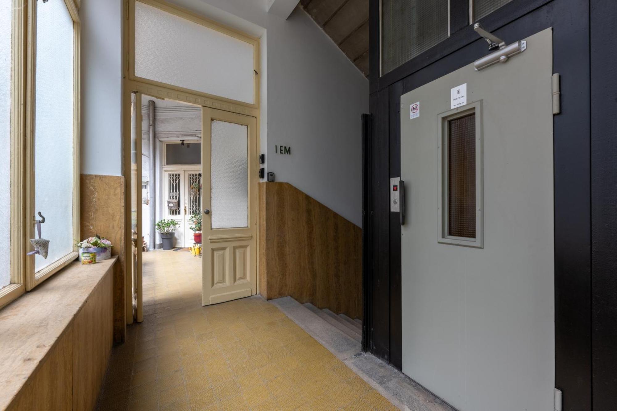 A Quiet Studio In The Heart Of The City Budapešť Exteriér fotografie